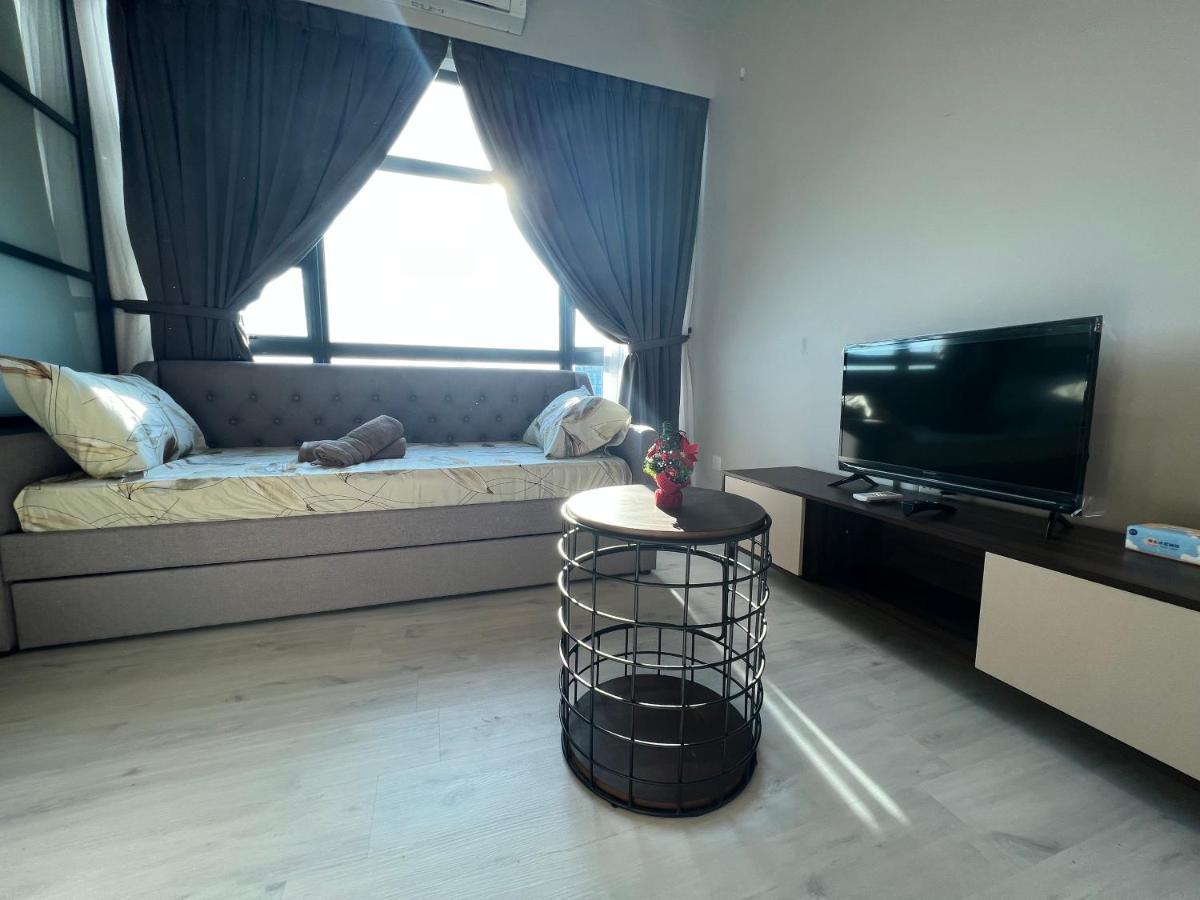 Tk Homestay - Sea View And Mount Kinabalu View Kota Kinabalu Bagian luar foto